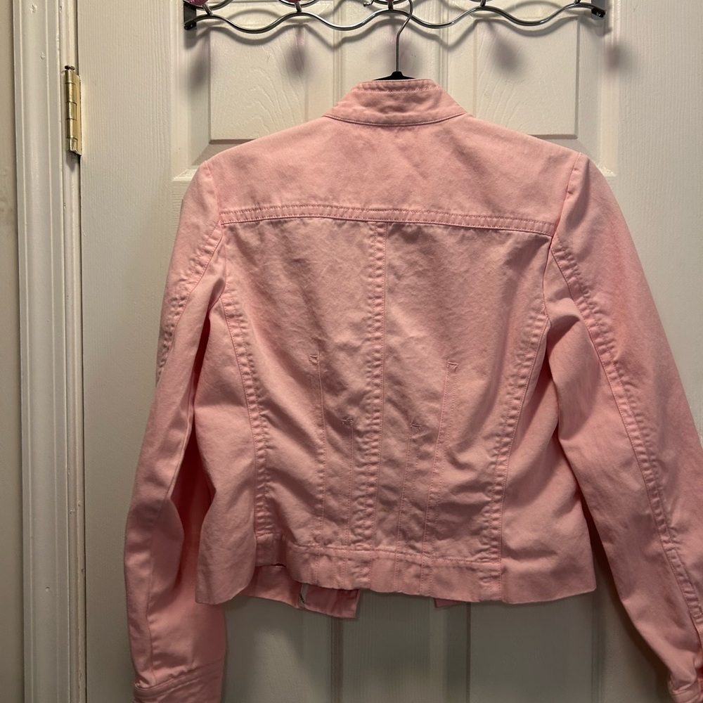 Pink Jacket - Picture 4 of 4